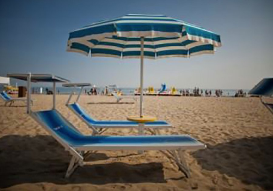 Spiaggia convenzionata dotata di servizi